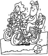 FAMIGLIA IN BICICLETTA